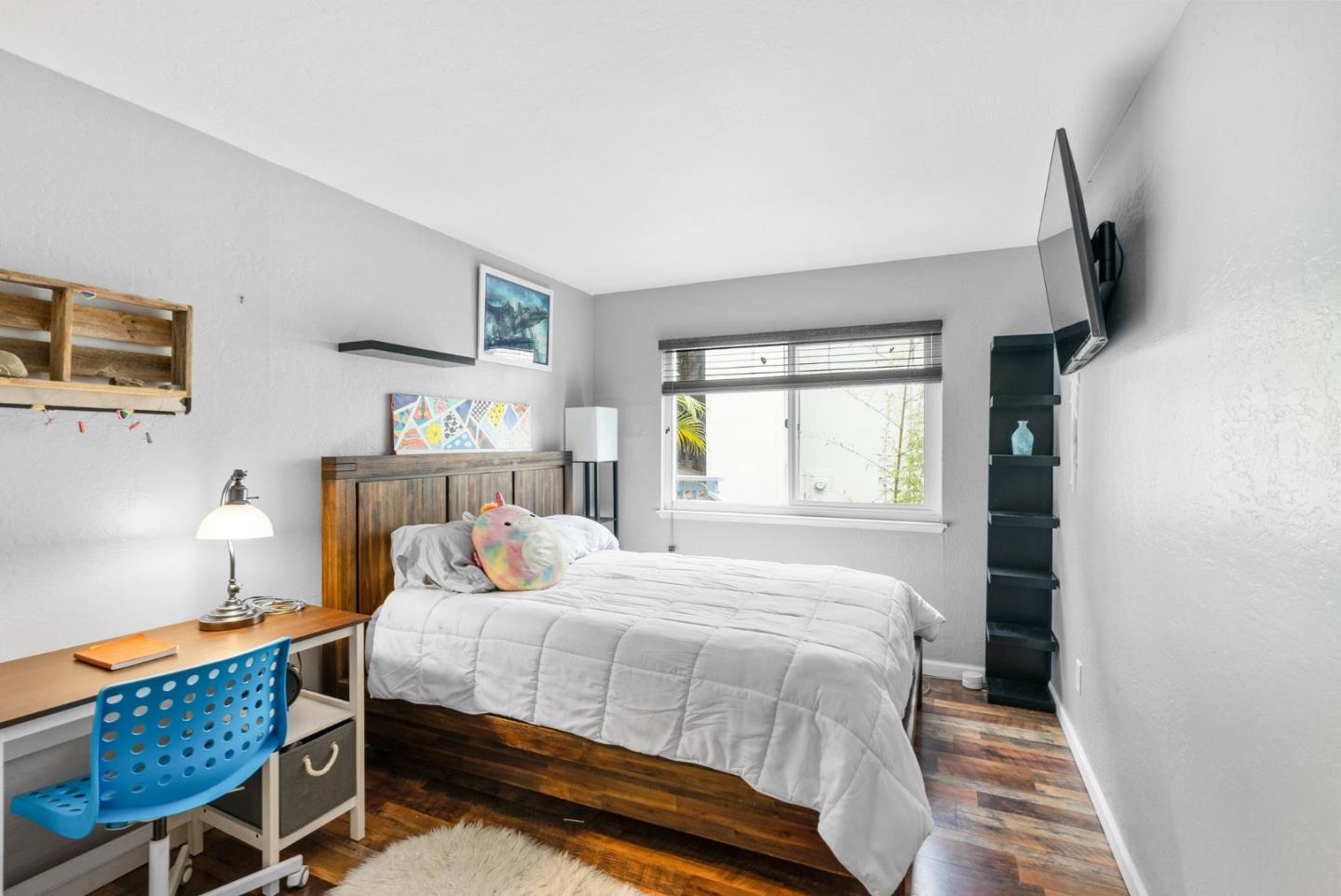 923 Vista Del Mar DR