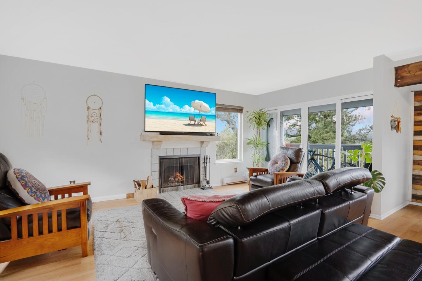 923 Vista Del Mar DR