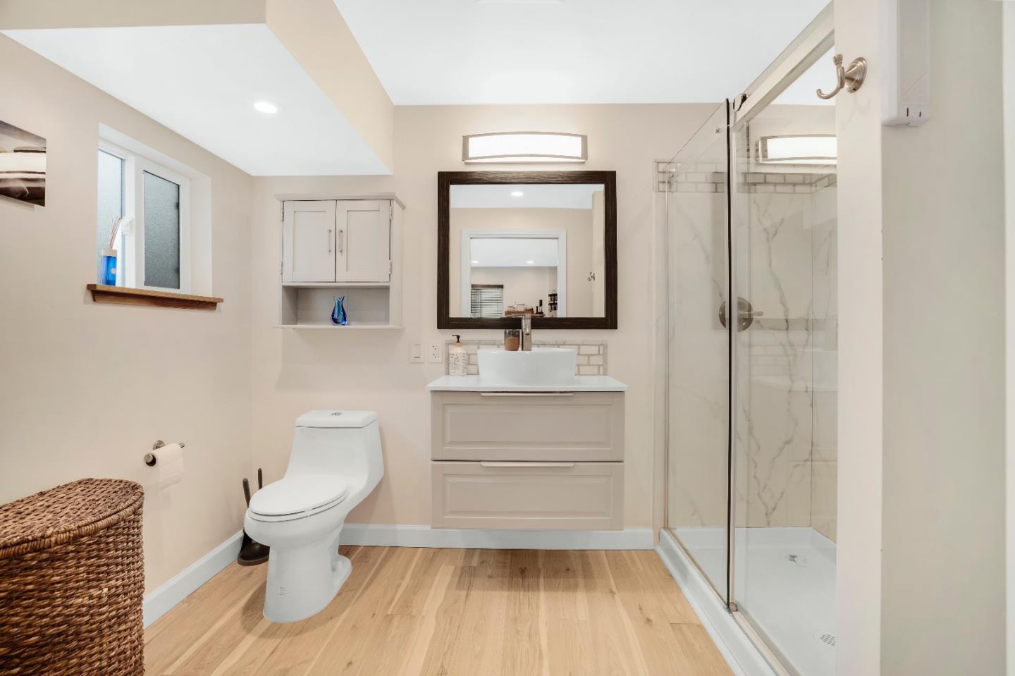 923 Vista Del Mar DR