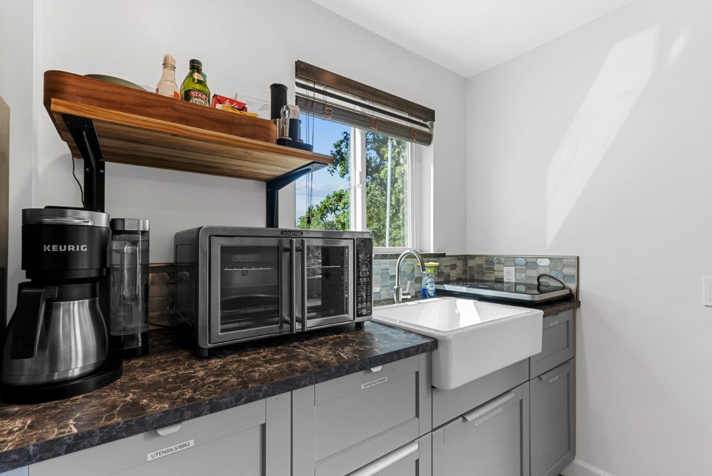 923 Vista Del Mar DR