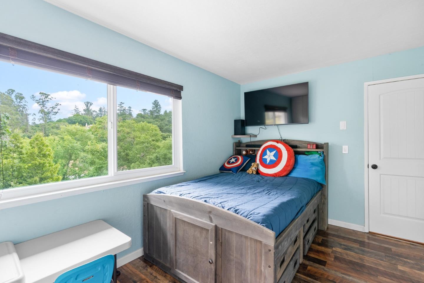 923 Vista Del Mar DR