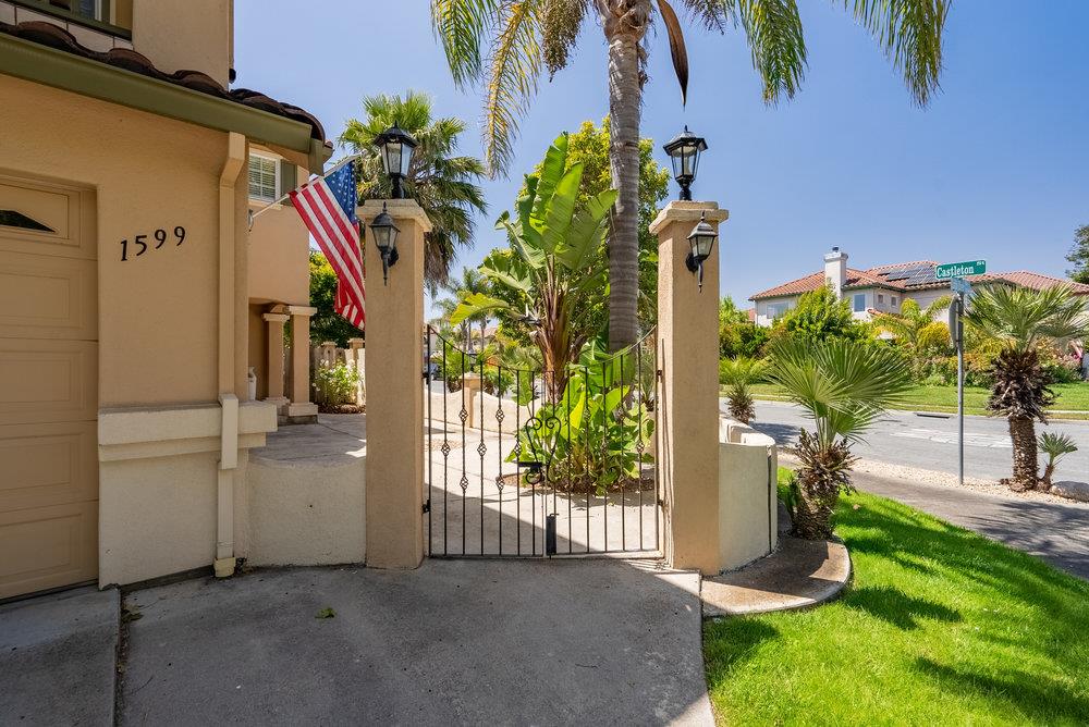 1599 Little River DR