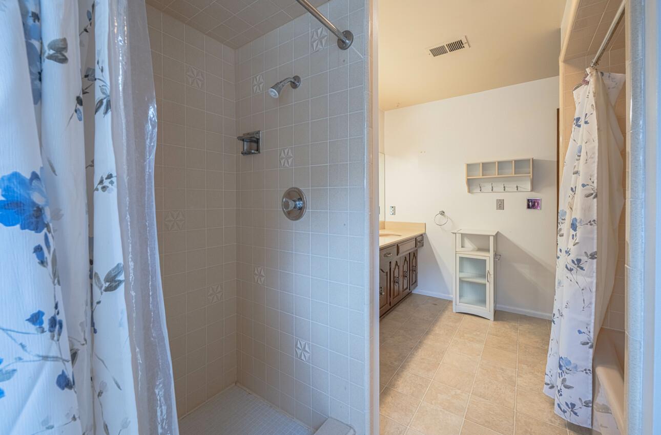 9 Santa Lucia Avenue