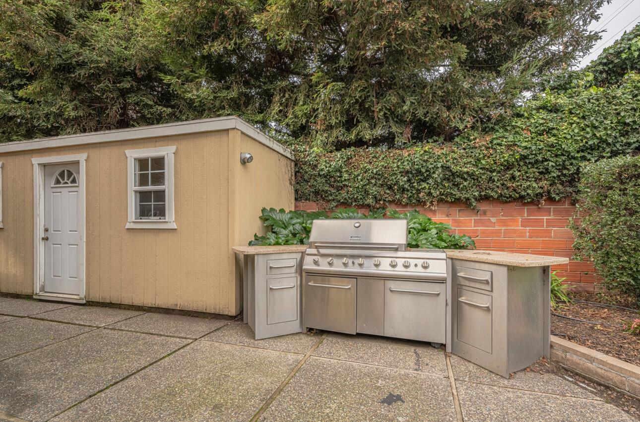 9 Santa Lucia Avenue