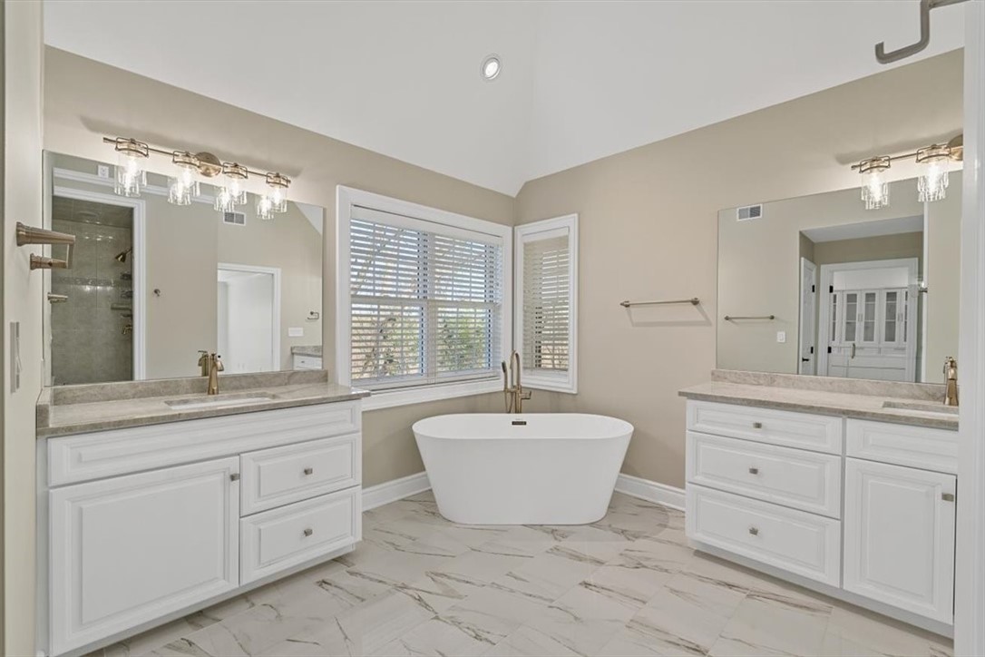 253 Whetherburn Dr