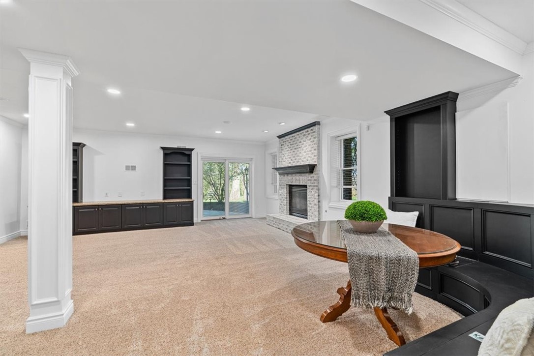 253 Whetherburn Dr