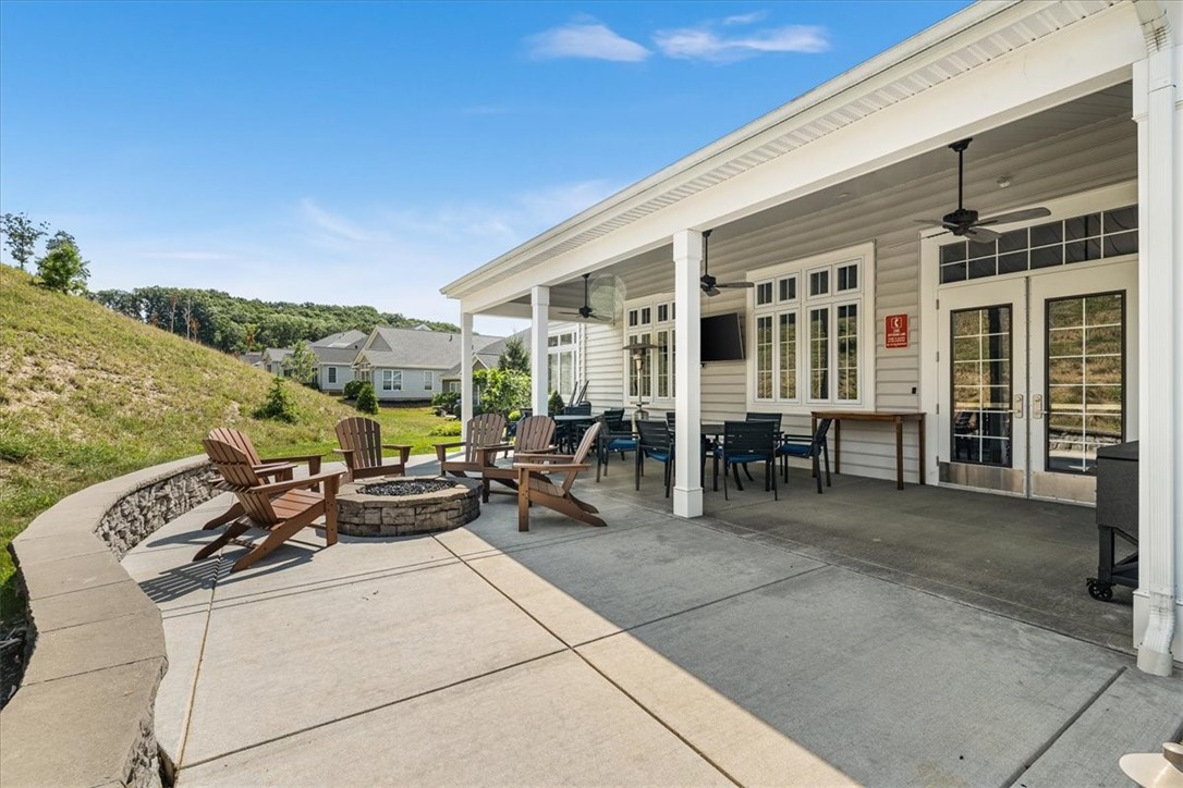 271 Jefferson Ln