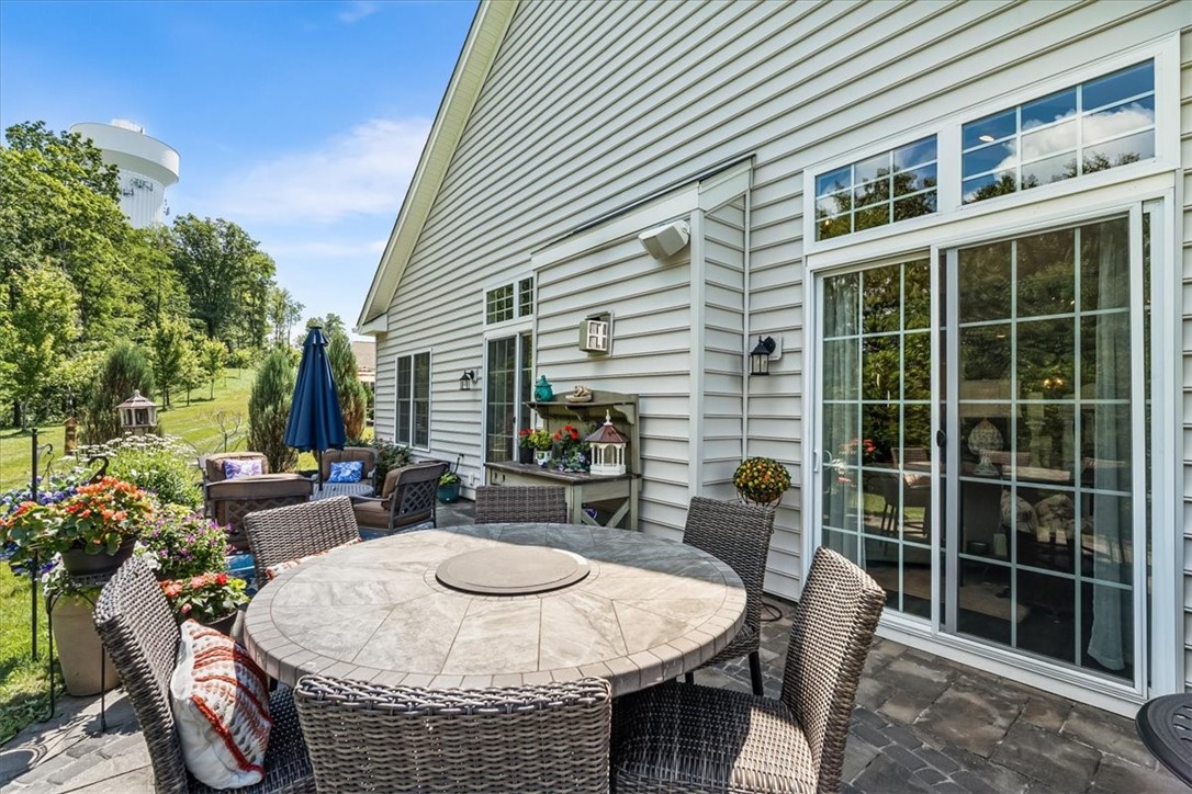 271 Jefferson Ln