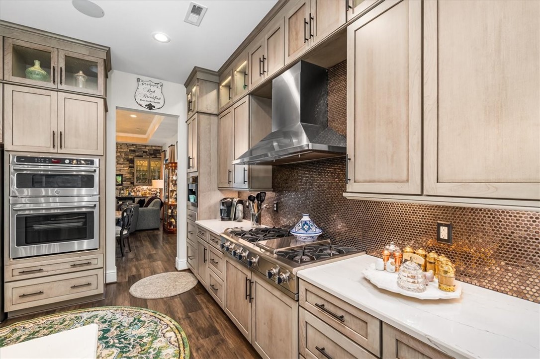 271 Jefferson Ln