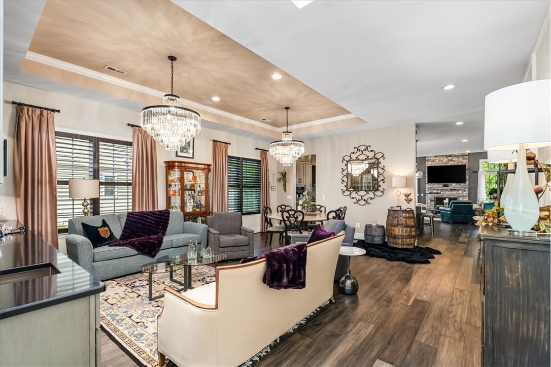 271 Jefferson Ln