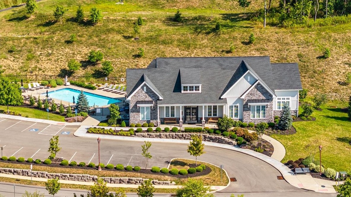 271 Jefferson Ln