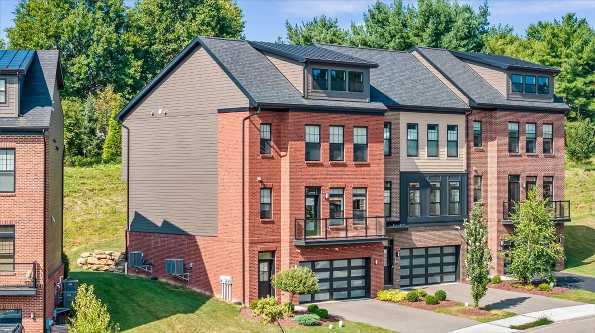423 Magnolia Dr