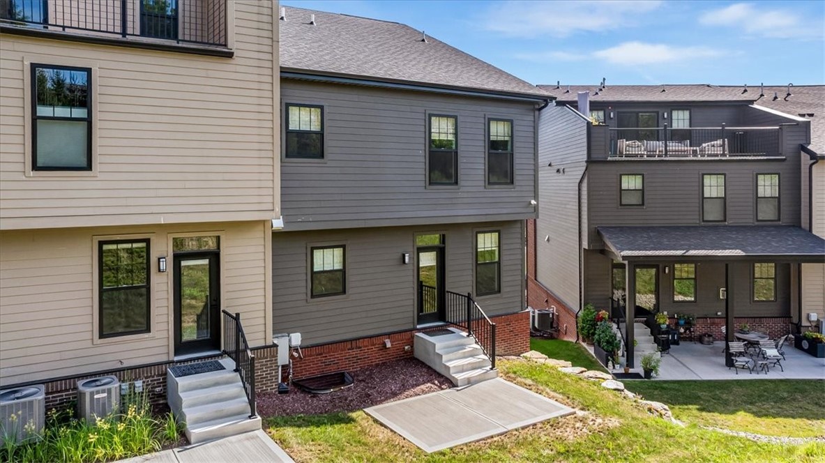 423 Magnolia Dr