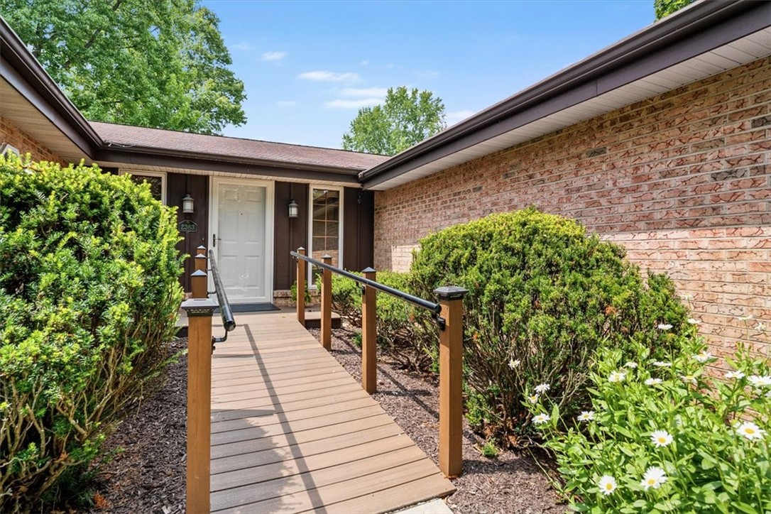 2363 James Dr