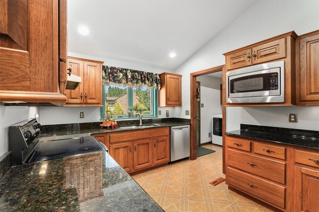 2363 James Dr