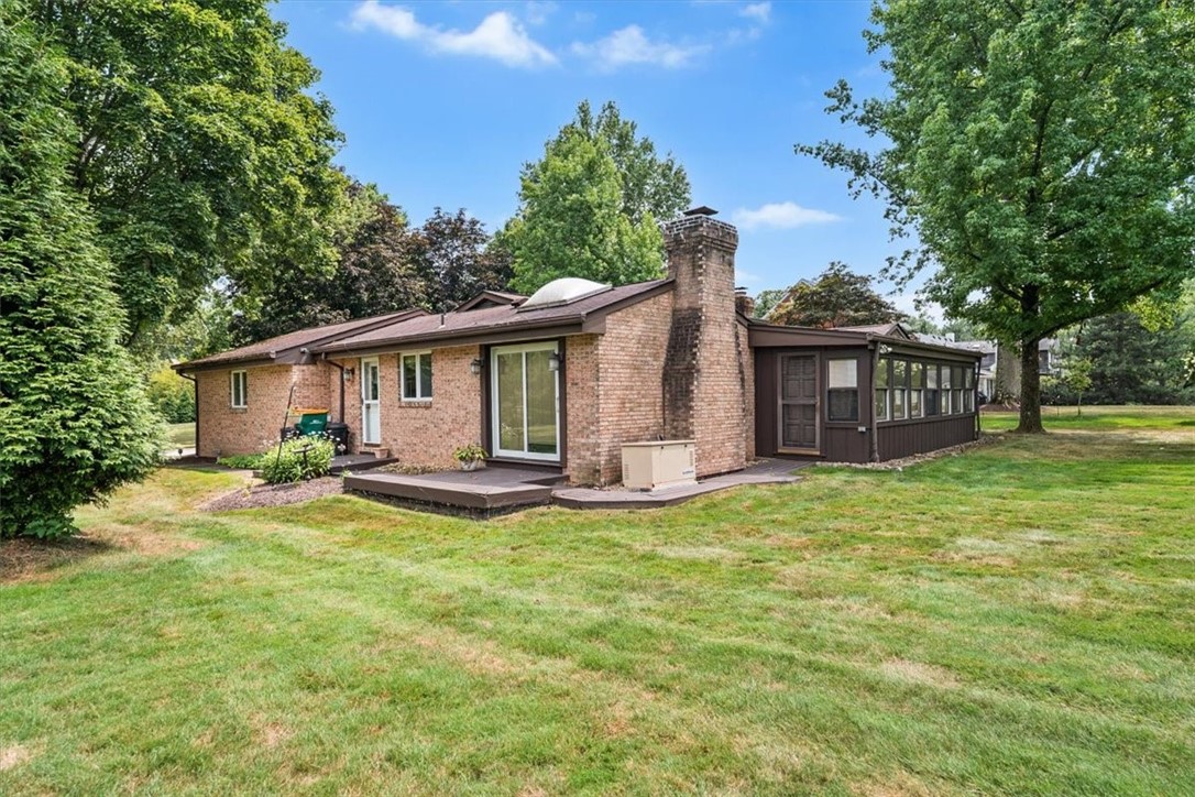 2363 James Dr