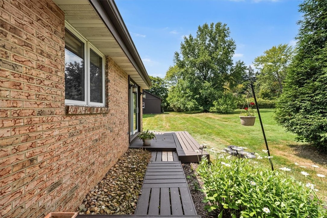 2363 James Dr