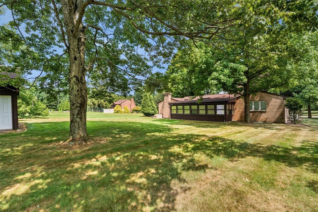 2363 James Dr