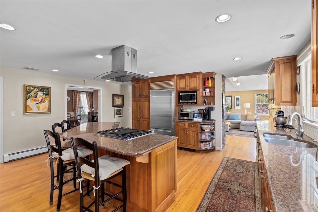 14 Fairoaks Ln