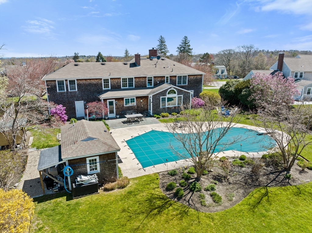 14 Fairoaks Ln