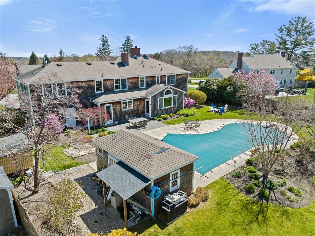14 Fairoaks Ln