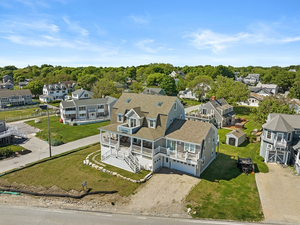 33 Oceanside Dr
