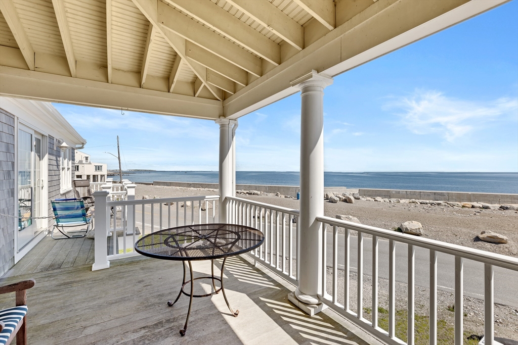 33 Oceanside Dr