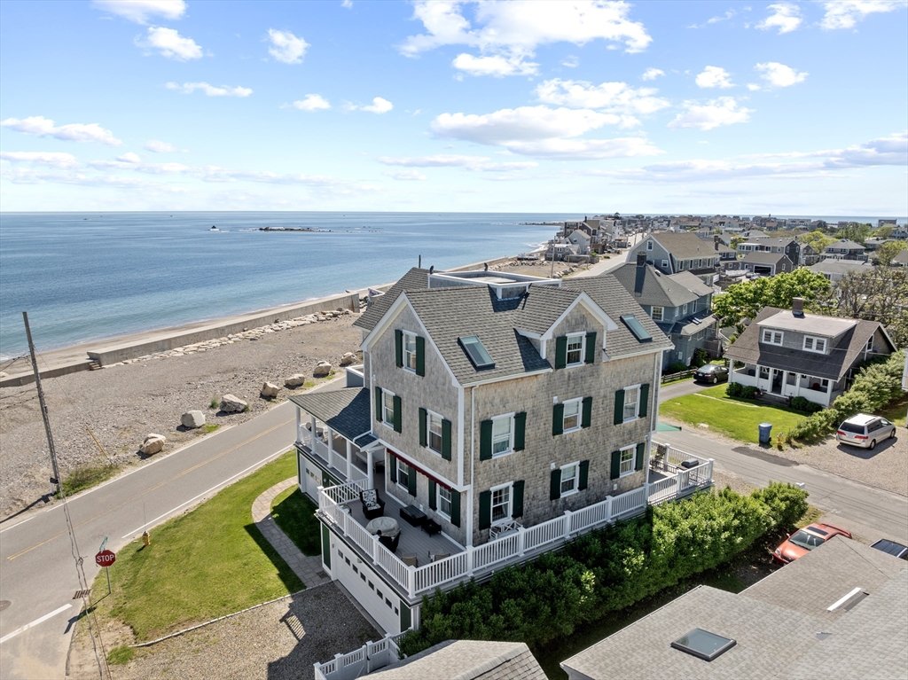 43 Oceanside Dr