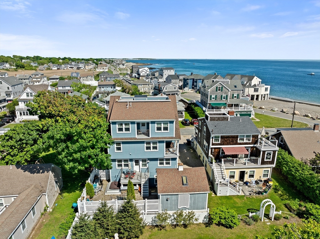 92 Marion Rd Unit: UPPER