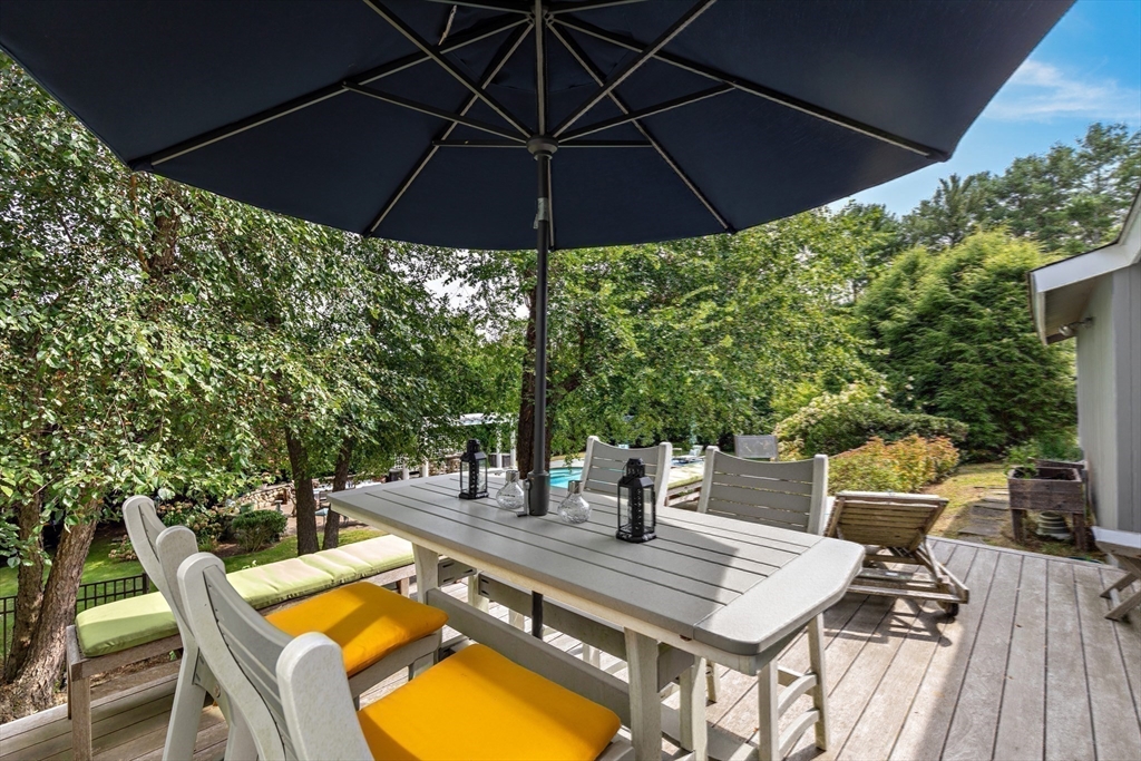 53 Myles View Dr