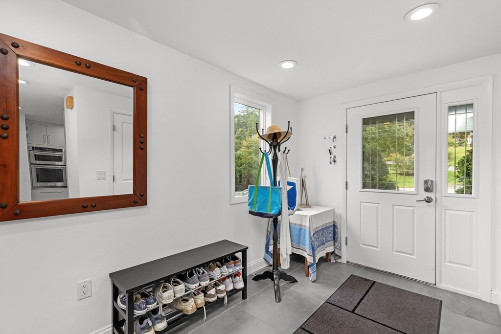 53 Myles View Dr