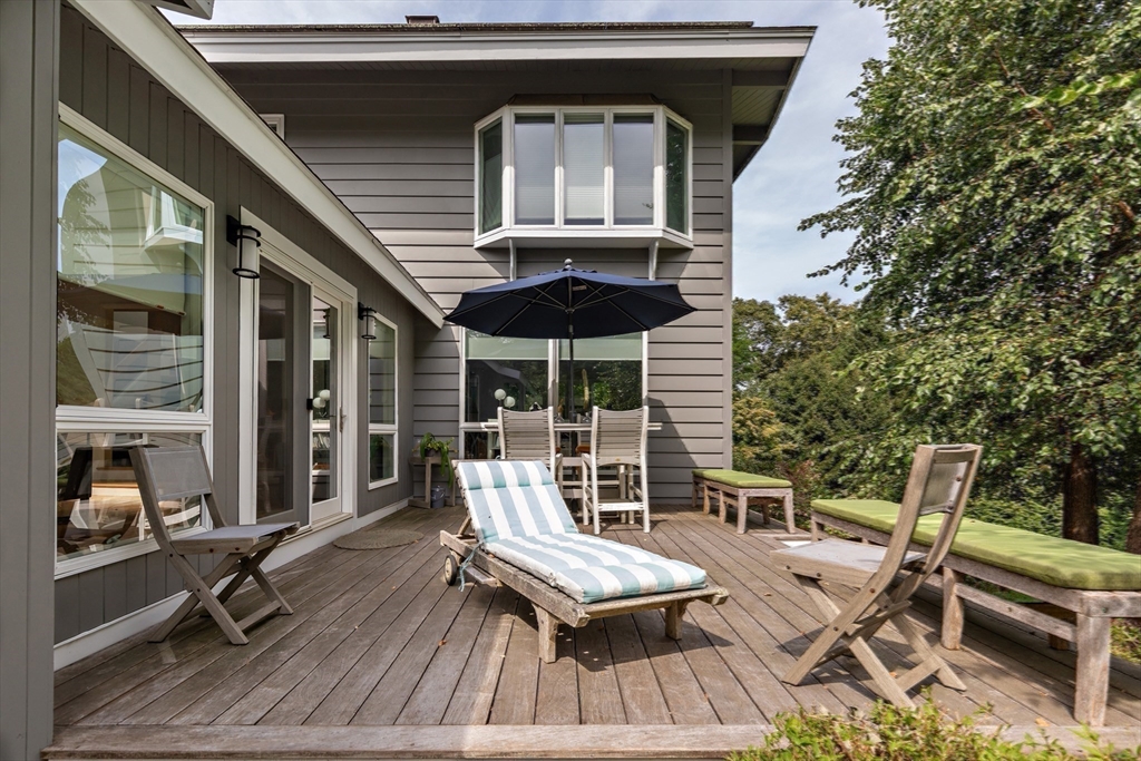 53 Myles View Dr