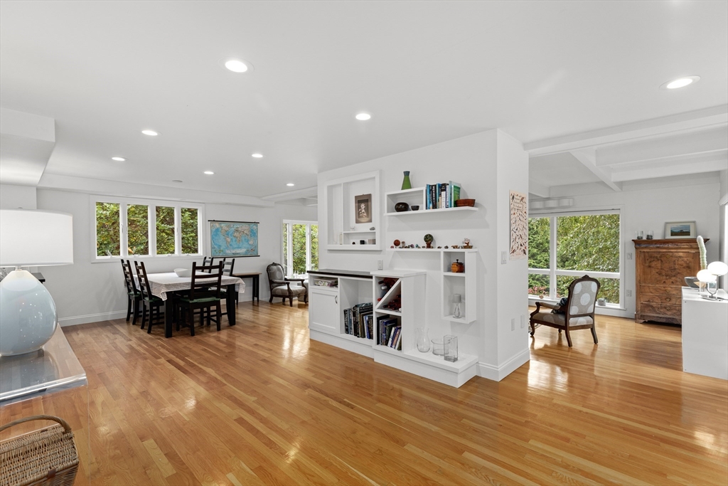 53 Myles View Dr