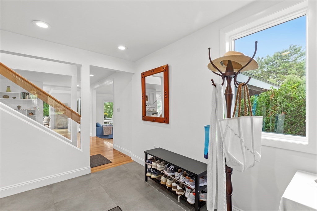 53 Myles View Dr