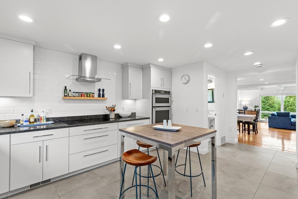 53 Myles View Dr
