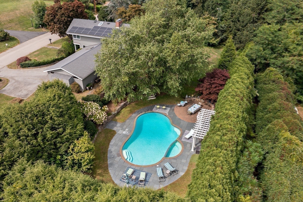 53 Myles View Dr