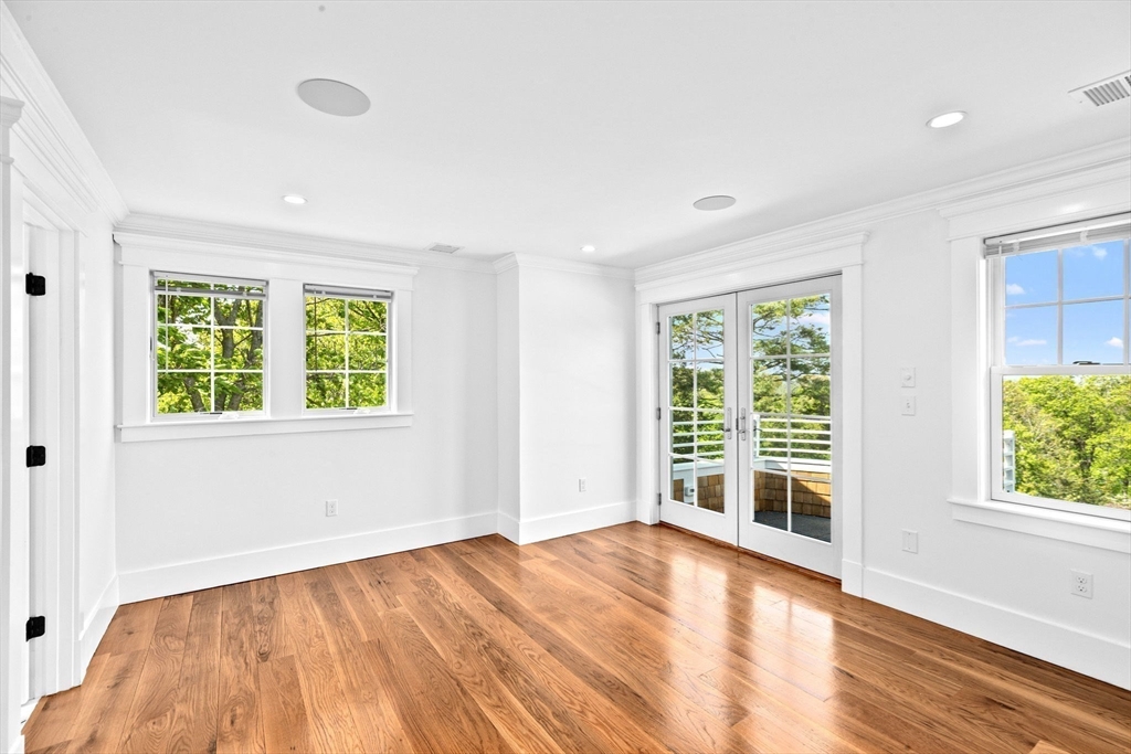 10 Ocean Ledge Dr