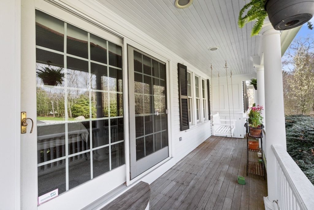 152 Forest Ave