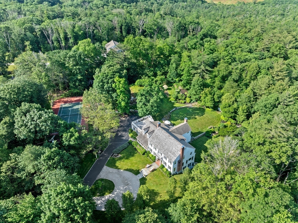 152 Forest Ave