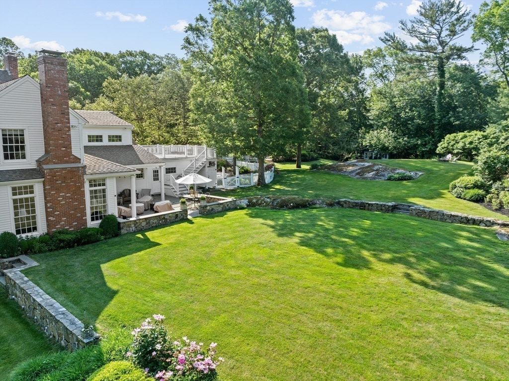 152 Forest Ave