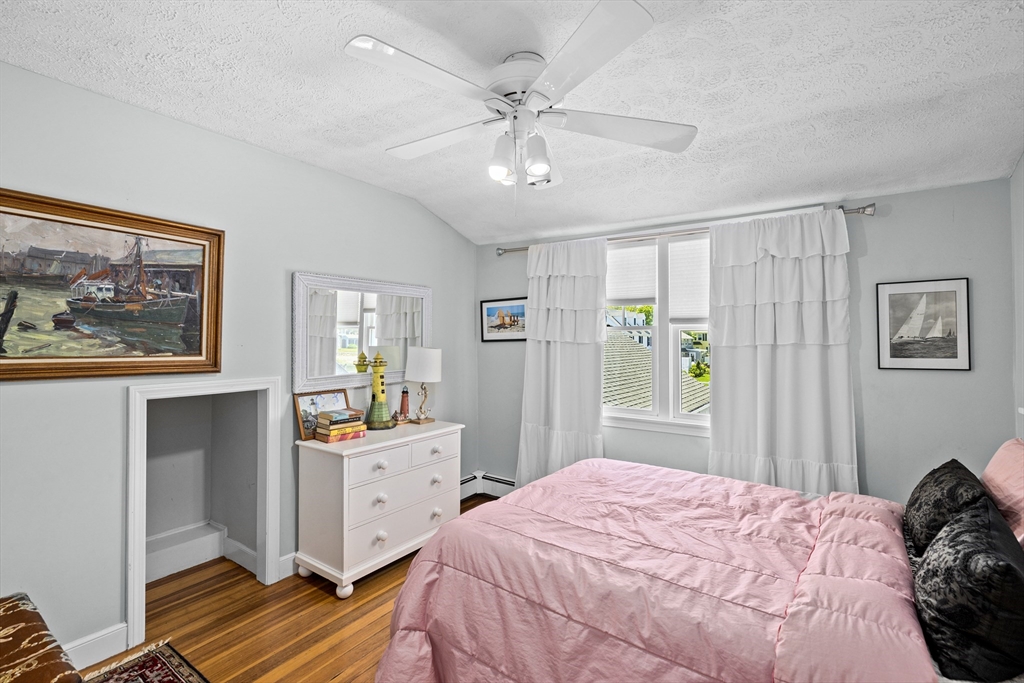 23 Oceanside Dr