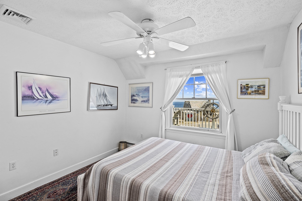23 Oceanside Dr