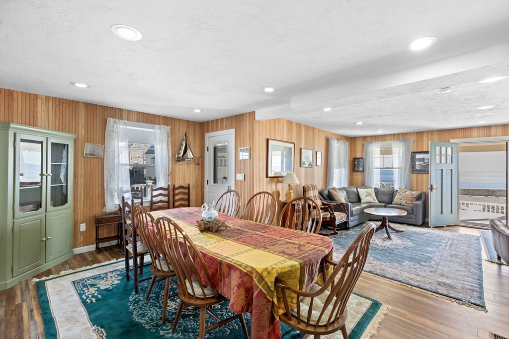 43 Oceanside Dr
