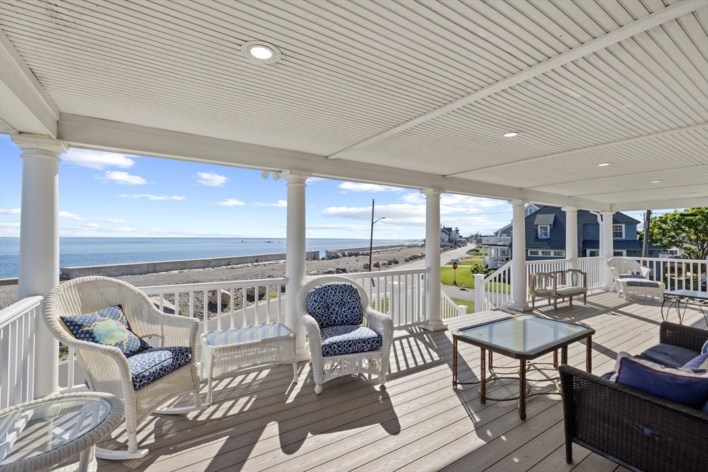43 Oceanside Dr