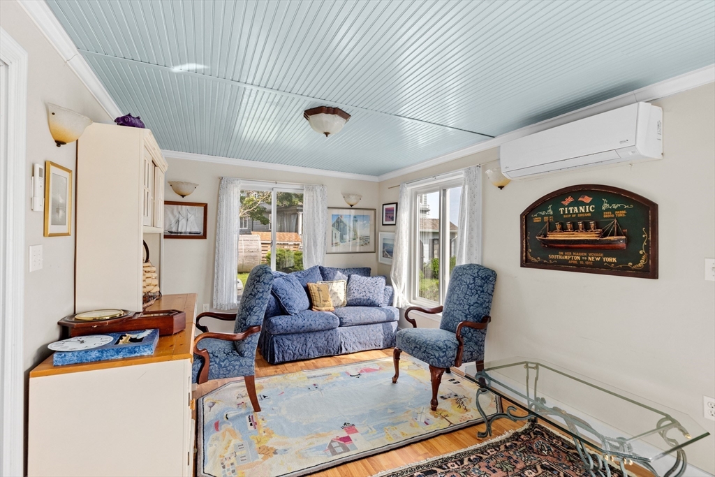 79 Kenneth Rd