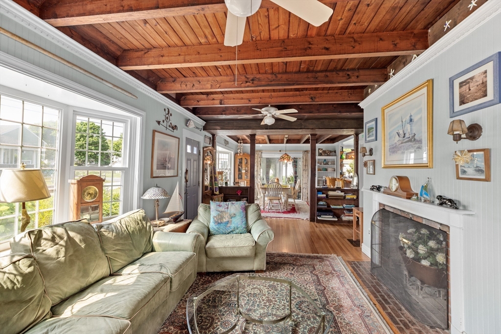 79 Kenneth Rd