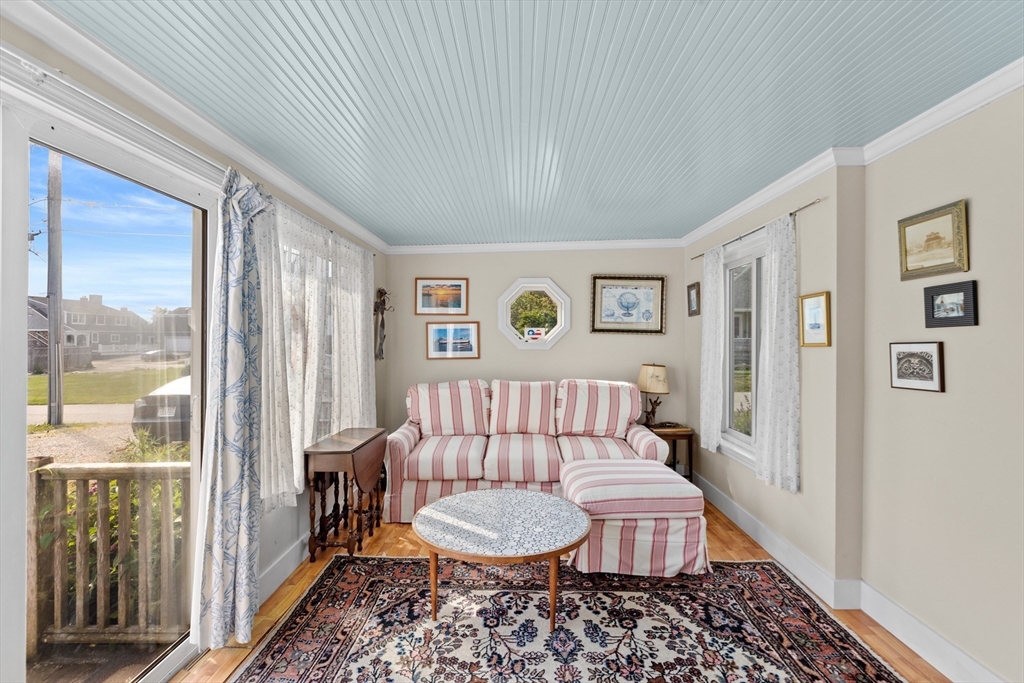 79 Kenneth Rd