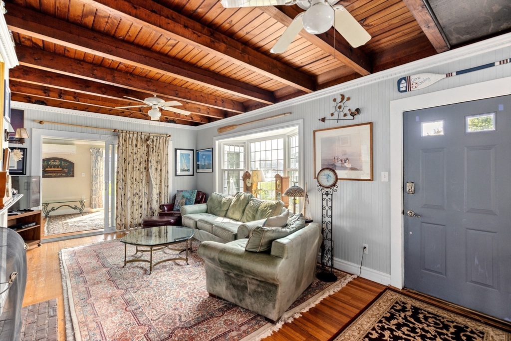 79 Kenneth Rd