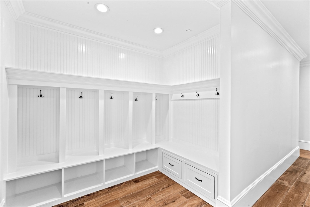 45 Ocean Ledge Dr