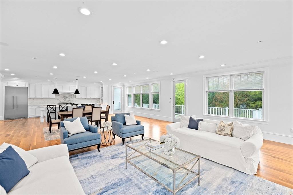 45 Ocean Ledge Dr